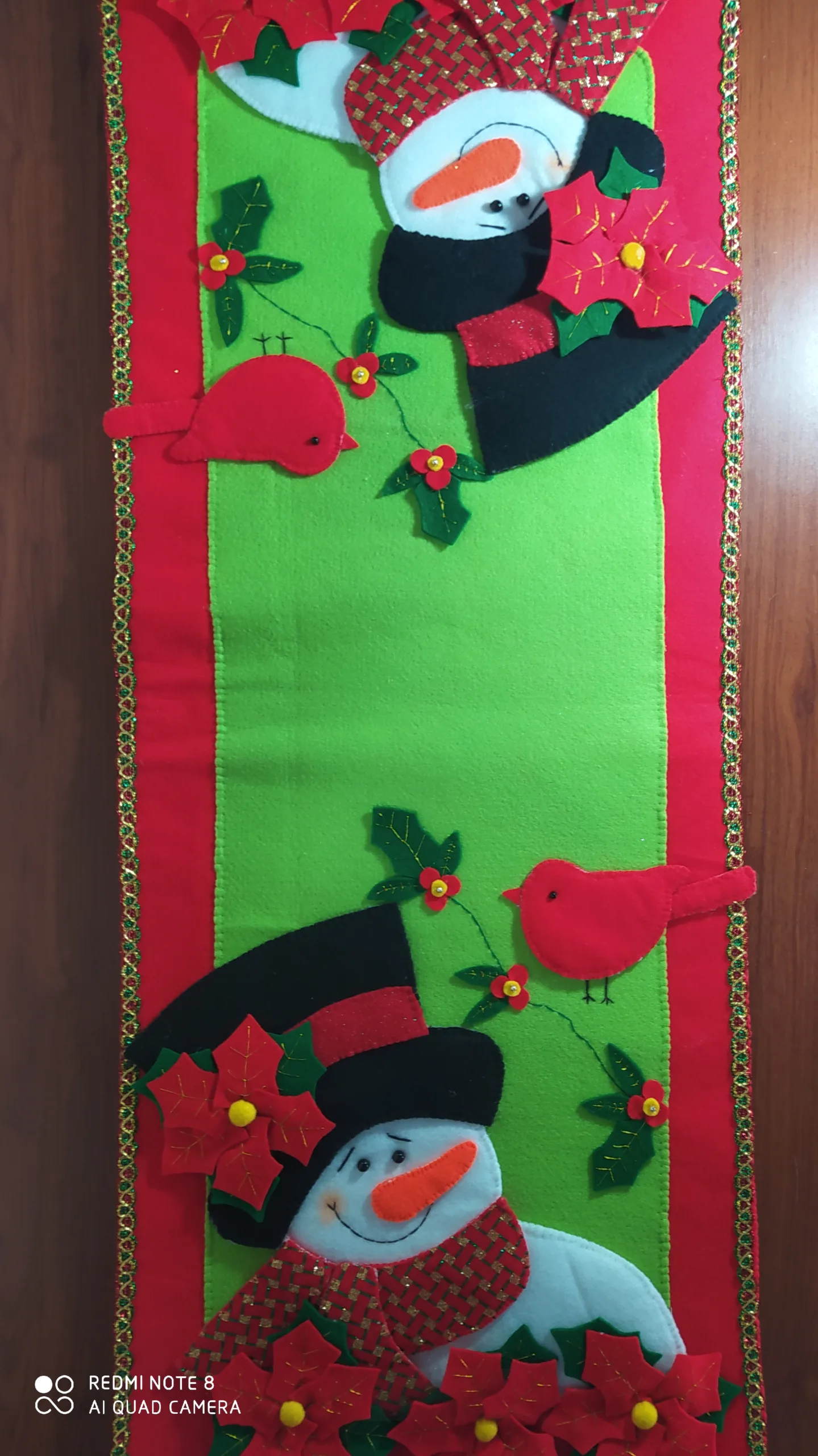 Camino de mesa nieve